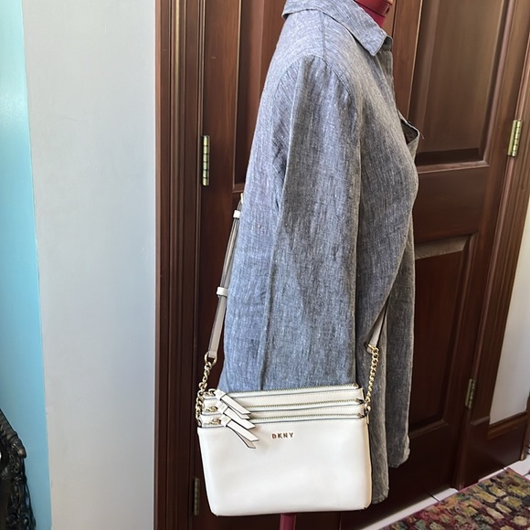 DKNY   Crossbody bag  Three zippered compartments  ivory/cream  Genuine leather - Picture 3 of 16